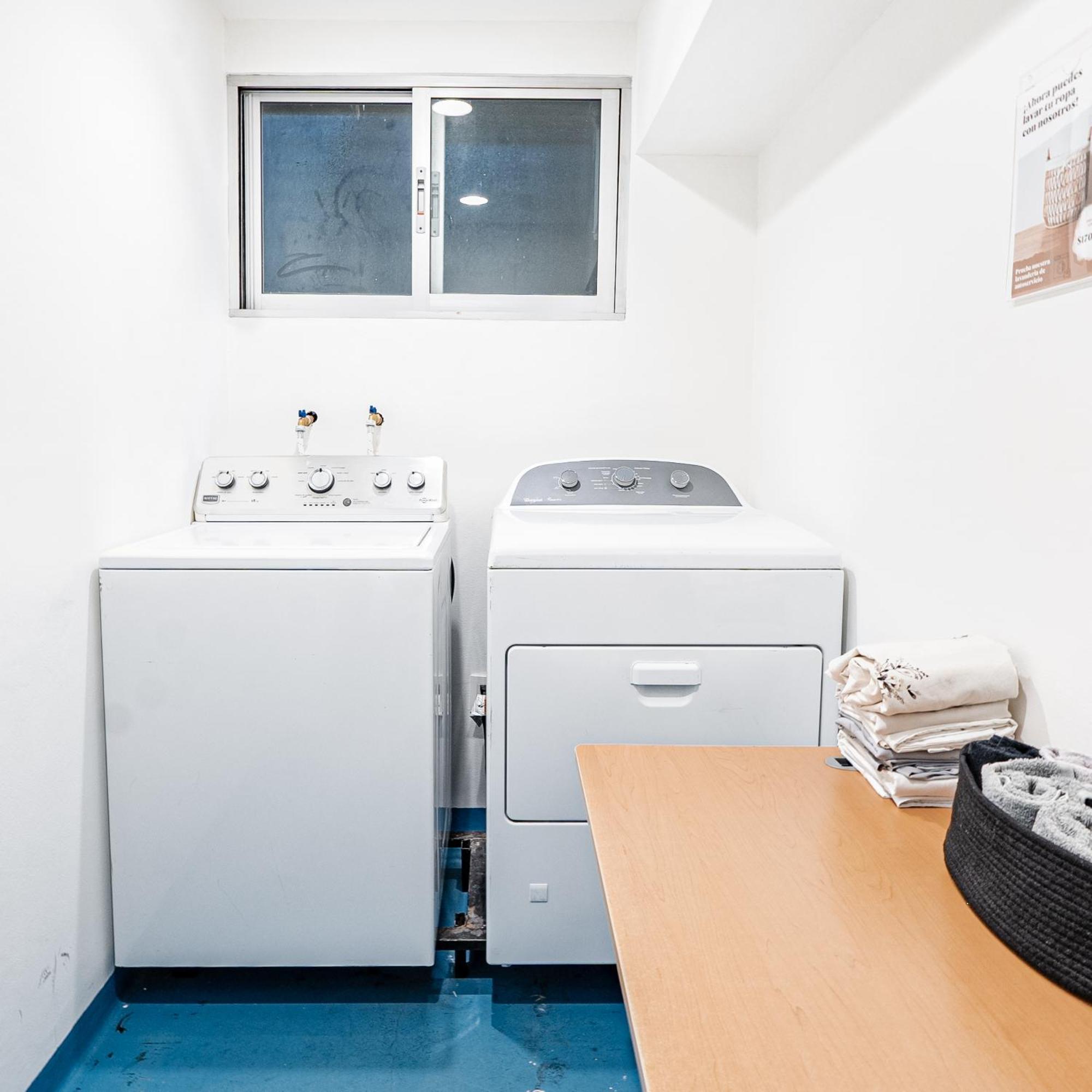 Cama En Habitacion Compartida Mixta Hostel Мехіко Екстер'єр фото